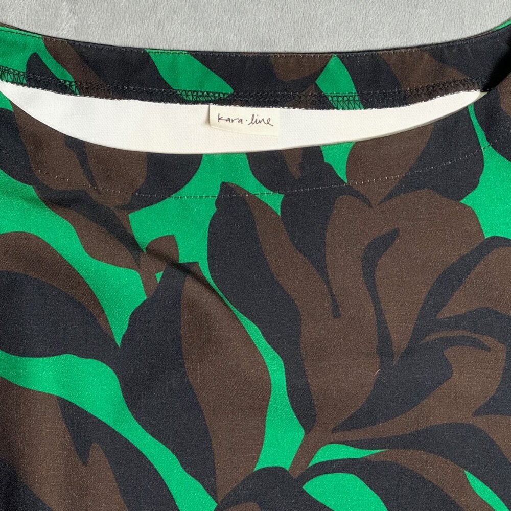 Kara-Line Green Floral Cropped Top - Picture 4 of 9